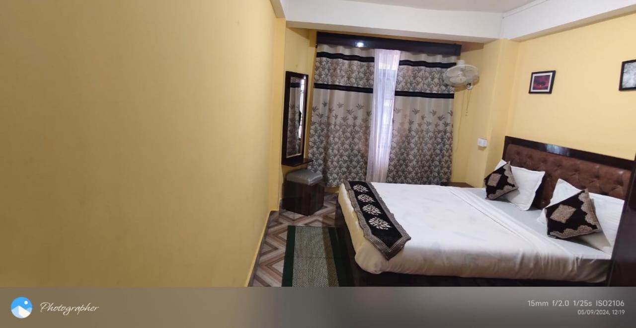 Hotel Parichit Namchi Bagian luar foto